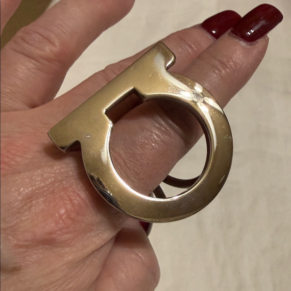 Salvatore Ferragamo Larger Size Silver Scarf Ring